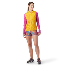 Load image into Gallery viewer, Smartwool Women&#39;s Merino Sport Ultralite Vest Mango Sorbet
