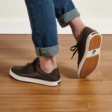 Load image into Gallery viewer, Pehuea Lī ‘Ili Women’s Leather Sneakers
