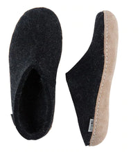 Load image into Gallery viewer, Glerups Slip-on Leather Charcoal
