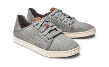 Load image into Gallery viewer, Pehuea Lī Hulu Women&#39;s Wool Sneakers
