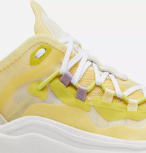 Load image into Gallery viewer, WOMEN&#39;S KINETIC™ BREAKTHRU TECH LACE SNEAKER TRANQUIL YELLOW, CHALK
