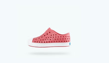 Load image into Gallery viewer, Native Jefferson Child Clover Pink
