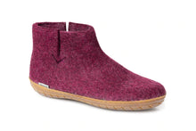Load image into Gallery viewer, Glerups Honey Rubber Boot Cranberry
