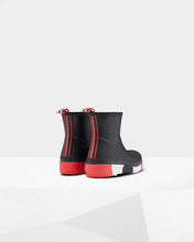 Load image into Gallery viewer, Women&#39;s Play Short Stripe Sole Rain Boots
