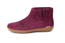 Load image into Gallery viewer, Glerups Honey Rubber Boot Cranberry
