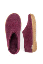 Load image into Gallery viewer, Glerups Shoe Honey Rubber Cranberry
