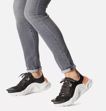 Load image into Gallery viewer, WOMENS KINETIC™ RNEGD FLOAT SNEAKER BLACK,FADED SPARK
