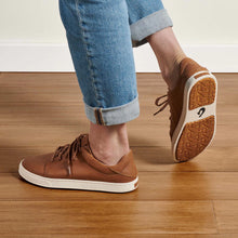 Load image into Gallery viewer, Pehuea Lī ‘Ili Women’s Leather Sneakers
