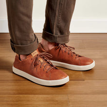 Load image into Gallery viewer, Lae‘ahi Lī ‘Ili Men&#39;s Leather Sneakers
